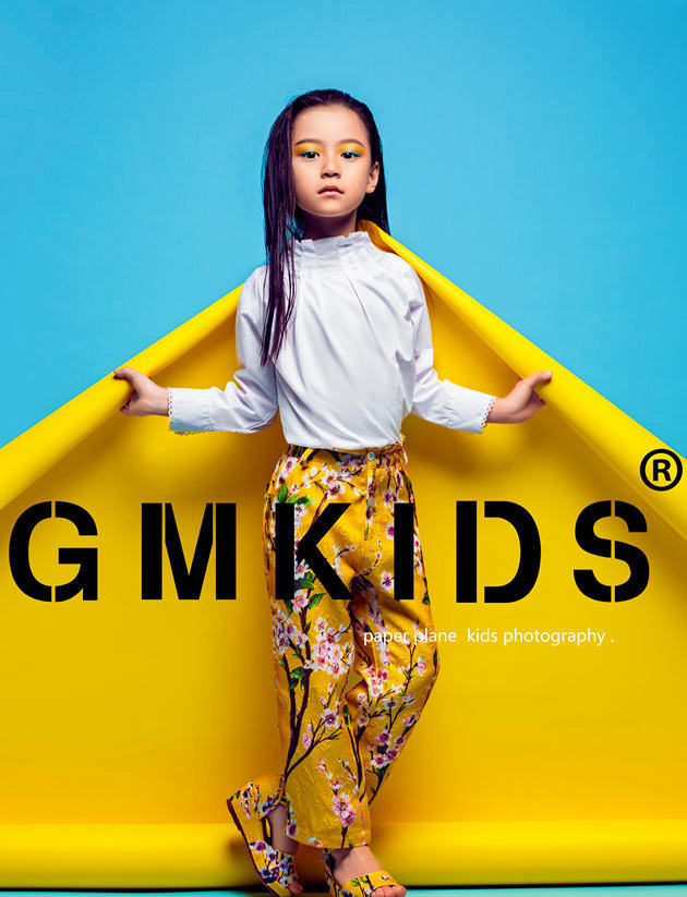 纸飞机儿童摄影 用镜头捕捉童年的纯真与梦想